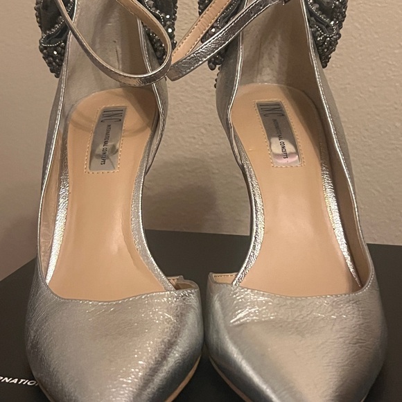 INC International Concepts Elegant Silver Women's Heels - Picture 8 of 8